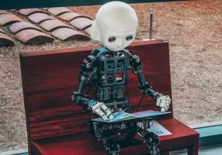 Τεχνητή νοημοσύνη σημαίνει ότι θα δουλεύουμε λιγότερο;