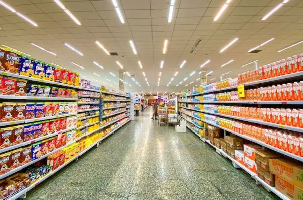 Παπαθανάσης: Στα 4,98€ ο μπακαλιάρος – Τι θα περιλαμβάνουν τα καλάθια για το Πάσχα