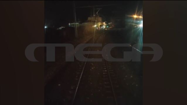 Τέμπη: «Φλασάρει το κλειδί» – Βίντεο ντοκουμέντο λίγα λεπτά πριν τη σύγκρουση των τρένων