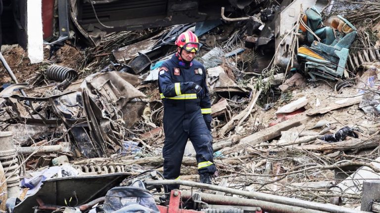 Τέμπη: «Μαμά κοιμήσου θα αργήσω» είπε και από τότε αγνοείται – Ξεσπά η σύντροφος του 20χρονου