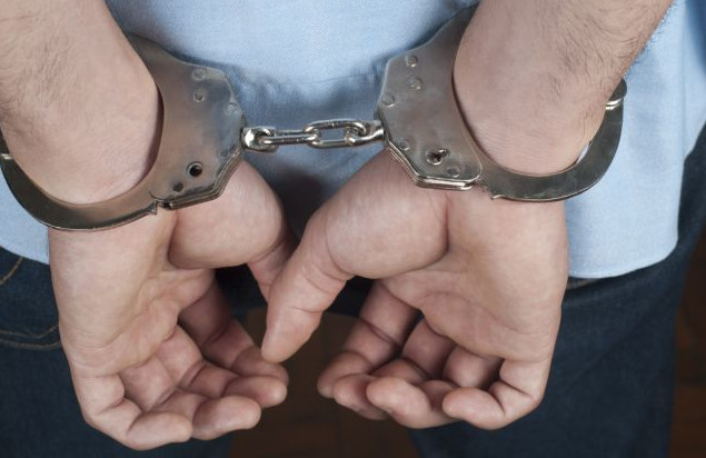 Πύργος: Συνελήφθη 49χρονος επιδειξίας - Κατέβασε το παντελόνι και έδειχνε τα γεννητικά του όργανα