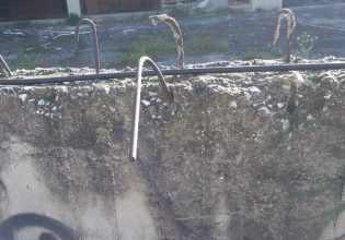 Φούρεσι: Σοβαρός κίνδυνος από μαντρότοιχο εγκαταλελειμμένου κτιρίου