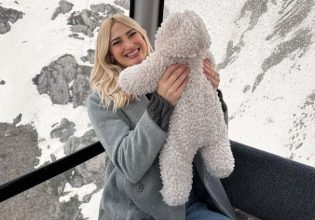 Ιωάννα Τούνη: Ο γιος της πήρε ευχή από την εκκλησία – Η φωτογραφία από το μοναστήρι