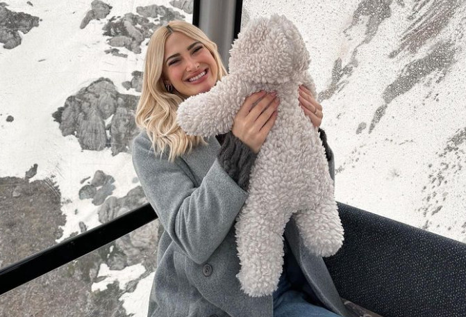 Ιωάννα Τούνη: Ο γιος της πήρε ευχή από την εκκλησία – Η φωτογραφία από το μοναστήρι