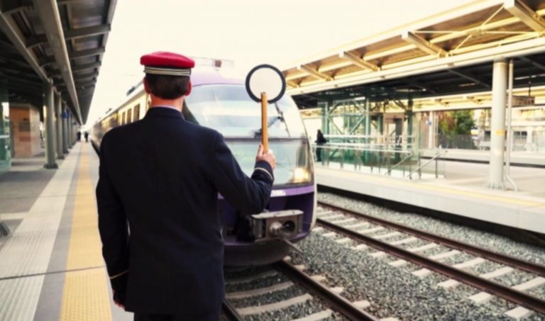 Στα πίσω βαγόνια οι επιβάτες των τρένων – «Και εμείς το ίδιο θα κάναμε» λέει σταθμάρχης