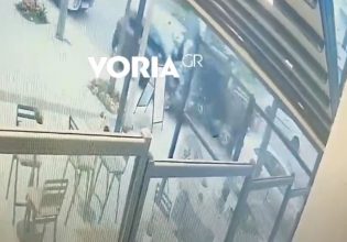 Θεσσαλονίκη: Βίντεο – σοκ από το θανατηφόρο τροχαίο – Φορτηγάκι παρέσυρε και σκότωσε πεζό