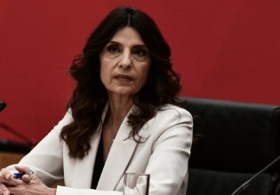 Τσαπανίδου για Μητσοτάκη: «Κρεσέντο πρωτόγνωρης επικοινωνιακής αναισθησίας»