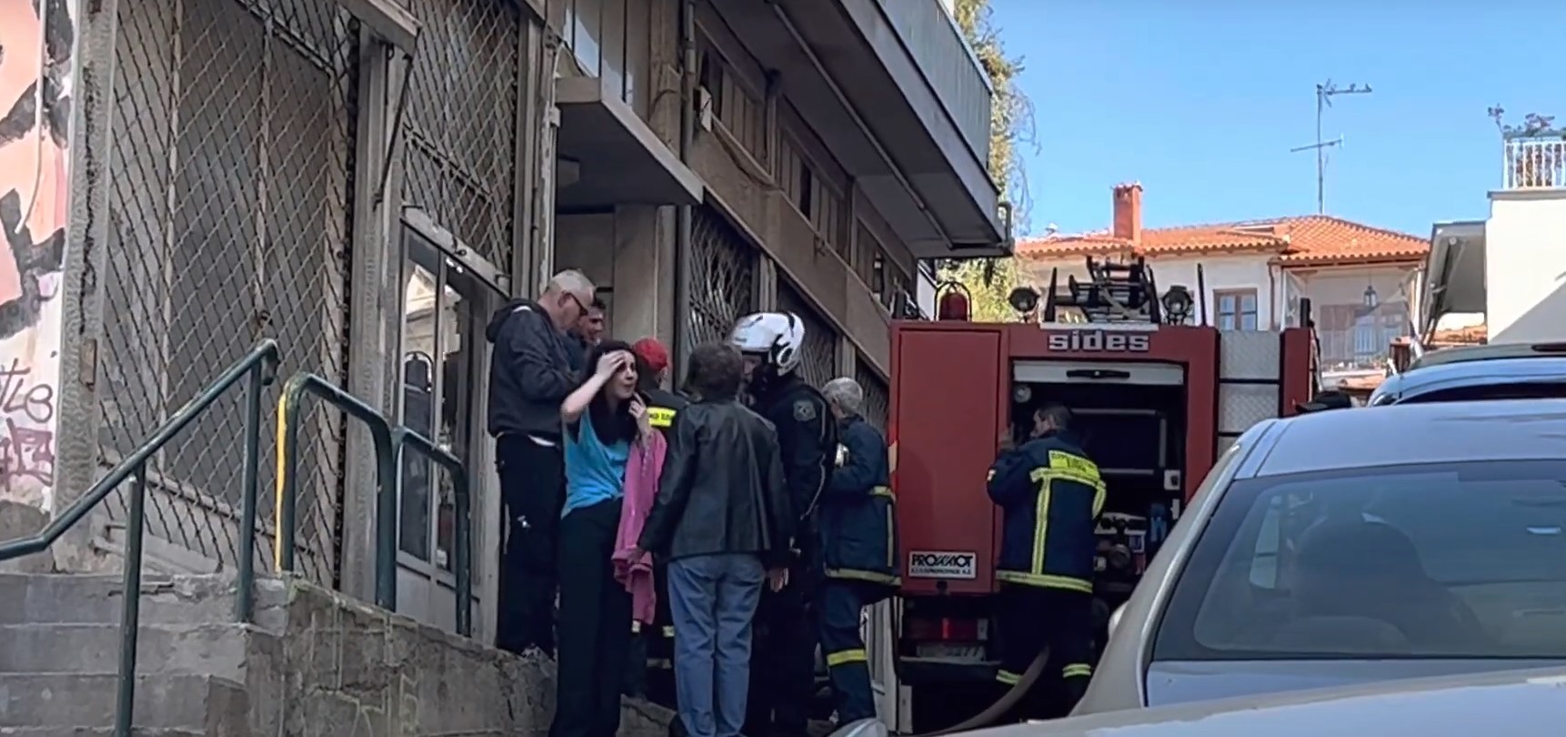 Πυρκαγιά σε διαμέρισμα στη Θεσσαλονίκη - Δύο γυναίκες στο νοσοκομείο