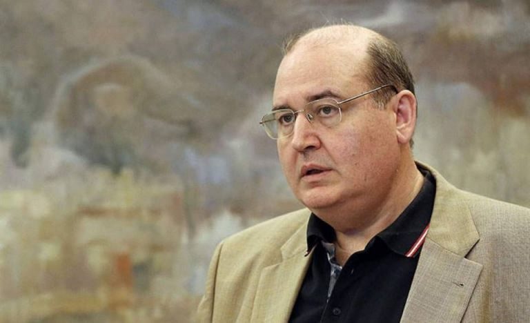 Φίλης: Πανικόβλητη η κυβέρνηση από την οργή της νεολαίας