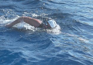 Από τη Σητεία στα Χανιά κολυμπώντας!