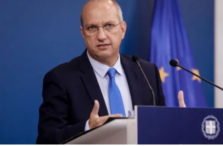 Γιάννης Οικονόμου: Δείτε live την ενημέρωση των πολιτικών συντακτών