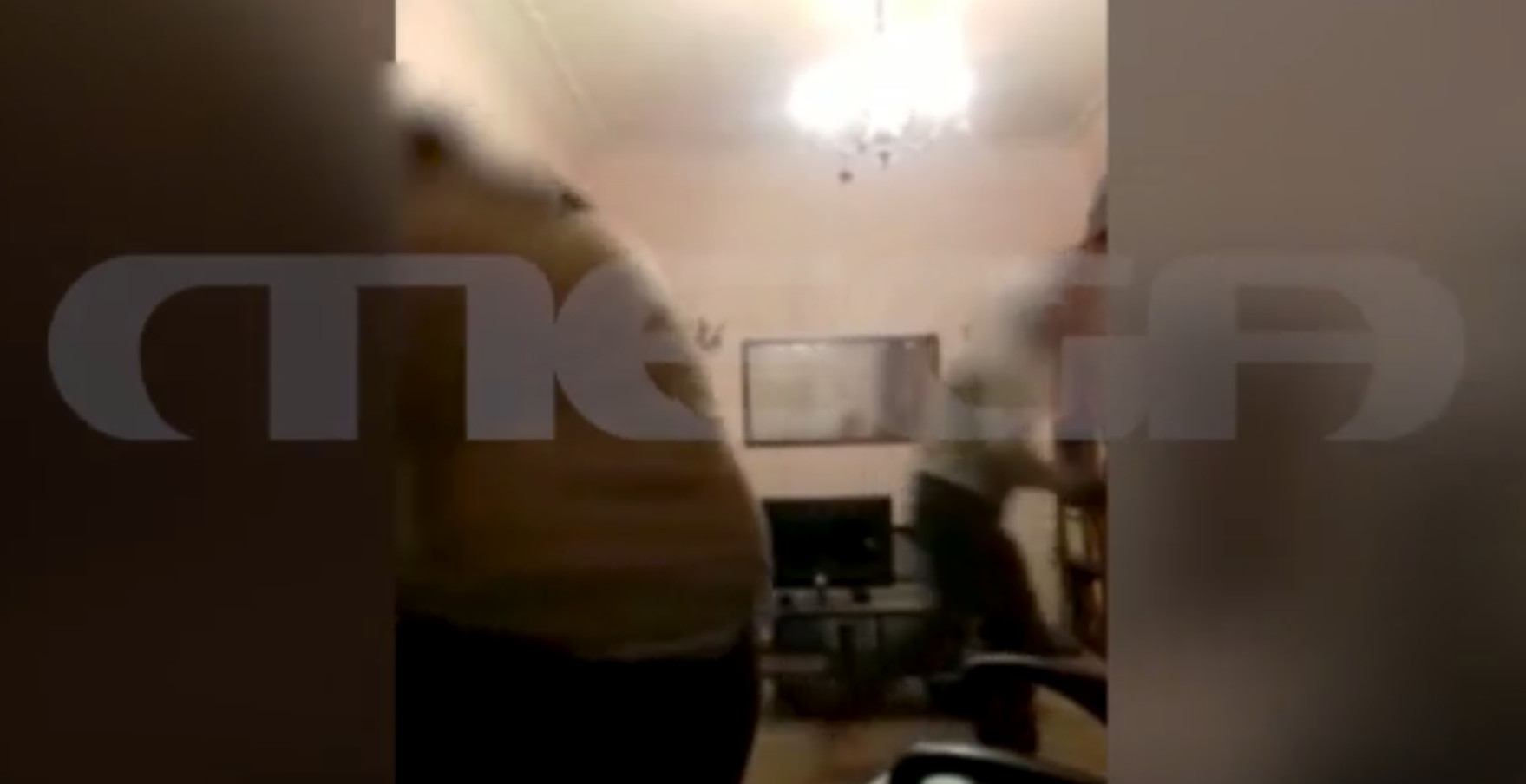Βίντεο ντοκουμέντο από διάρρηξη σε σπίτι στην Πετρούπολη