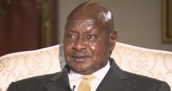 Ο πρόεδρος της Ουγκάντα αρνείται να υπογράψει για τον νόμο για θανατική ποινή των ομοφυλοφίλων