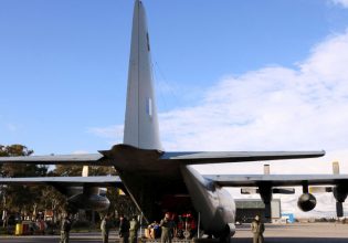 Σουδάν: Απογειώθηκαν ένα C-130 και ένα C-27 μαζί με 15 κομάντο για τον απεγκλωβισμό Ελλήνων πολιτών