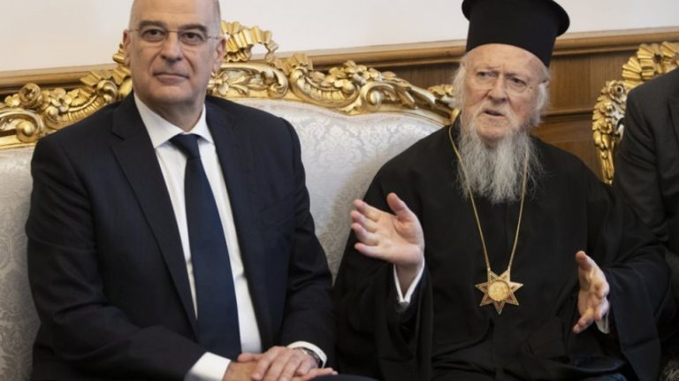 Στην Ίμβρο την Μ. Παρασκευή ο Νίκος Δένδιας – Συνάντηση με τον Πατριάρχη Βαρθολομαίο