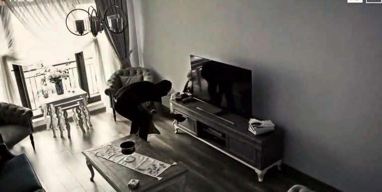 Επ’ αυτοφώρω σύλληψη διαρρηκτή στην Καλλιθέα – Σκαρφάλωσε σε σωλήνα υδρορροής