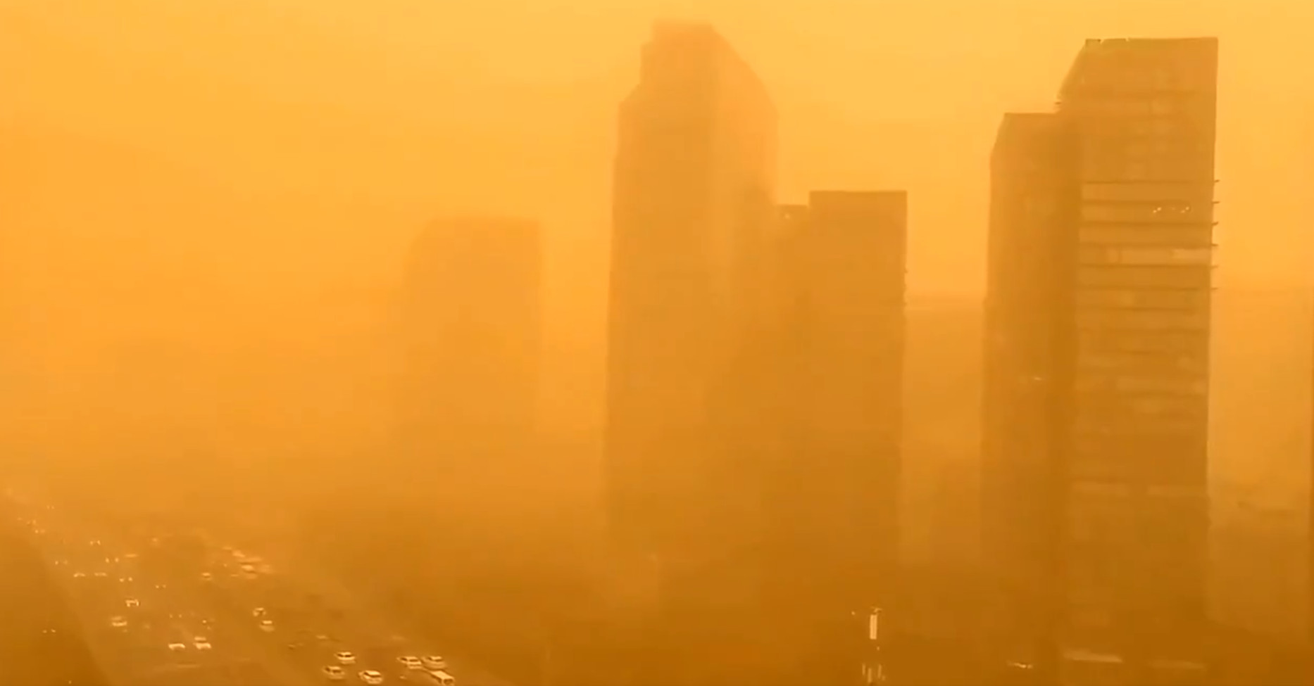 Ισχυρή αμμοθύελλα έπληξε το Πεκίνο - Αυξήθηκε ο δείκτης ατμοσφαιρικής ρύπανσης