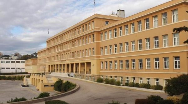 Εκφοβισμός στο Αρσάκειο: Μήνυση για απόπειρα ανθρωποκτονίας από τους γονείς του 15χρονου θύματος