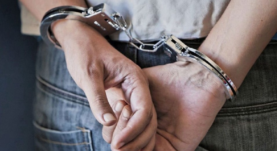Τέσσερις συλλήψεις για την αιματηρή συμπλοκή 15 ατόμων στον Περισσό – Ανάμεσά τους 3 ανήλικοι