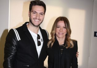 Νίκος Κούρκουλος: Στα χνάρια του ο γιος του Φίλιππος – Ξεκίνησε τη δική του καλλιτεχνική διαδρομή