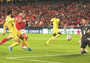 Τα «χρυσά» γάντια