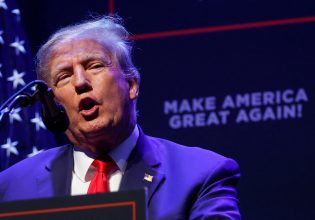 Χουάν Μέρτσαν: Ενώπιον του θα εμφανιστεί ο Ντόναλντ Τραμπ