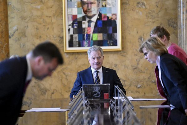 Η Φινλανδία μπήκε στο ΝΑΤΟ, μα «ιερές αγελάδες» της αμερικανικής διπλωματίας θα το απεύχονταν