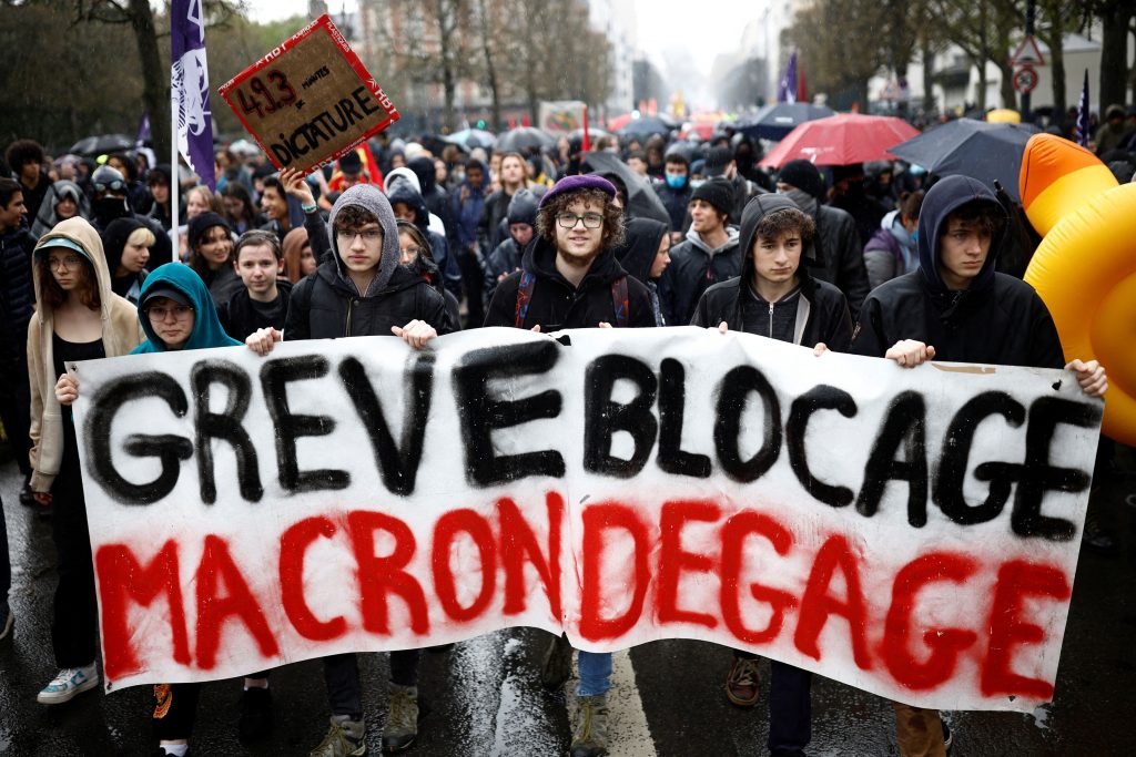 Απεργίες στη Γαλλία: Ενδέκατη πανεθνική κινητοποίηση ενάντια στο συνταξιοδοτικό του Μακρόν