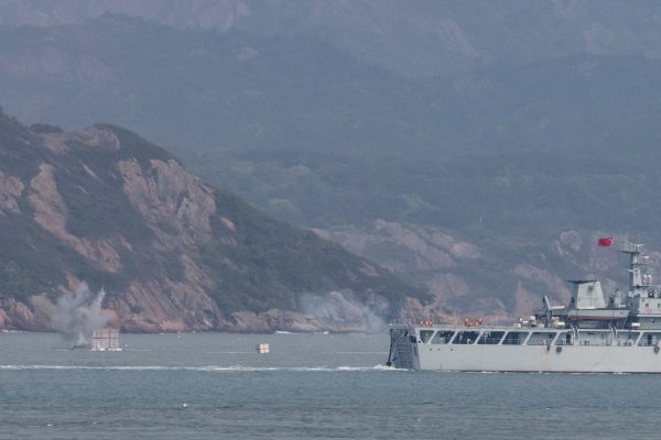 Ανεβαίνει η ένταση στην Ταϊβάν – Η Κίνα καταγγέλλει παράνομη είσοδο αντιτορπιλικού των ΗΠΑ στη Σινική Θάλασσα