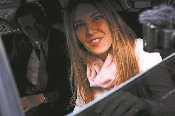 Καϊλή: Χτίζει κατ’ οίκον τη δική της γραμμή άμυνας