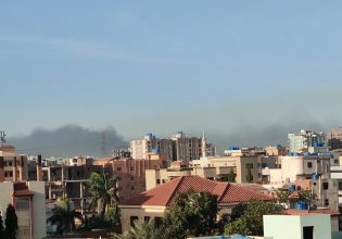 Συγκρούσεις στο Σουδάν: Κατάπαυση πυρός 72 ωρών για ανθρωπιστικούς λόγους κηρύττει η RSF του Χαμέτι