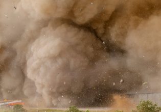 SpaceX: Έρευνα των αμερικανικών αρχών μετά τη βροχή τσιμέντου από την εκτόξευση του Starship