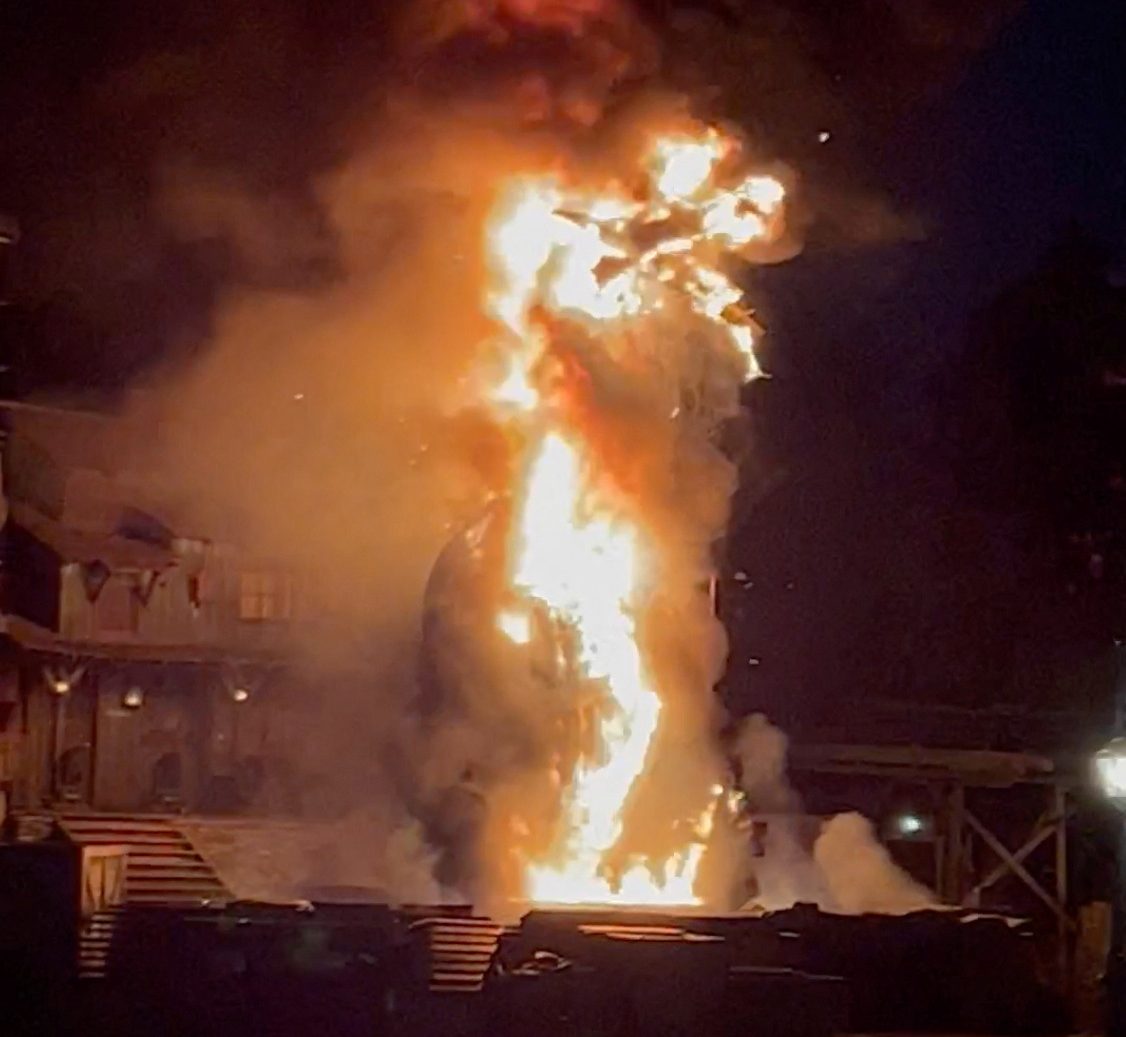 Disneyland στην Καλιφόρνια:  Πανικός από φωτιά στην διάρκεια σόου