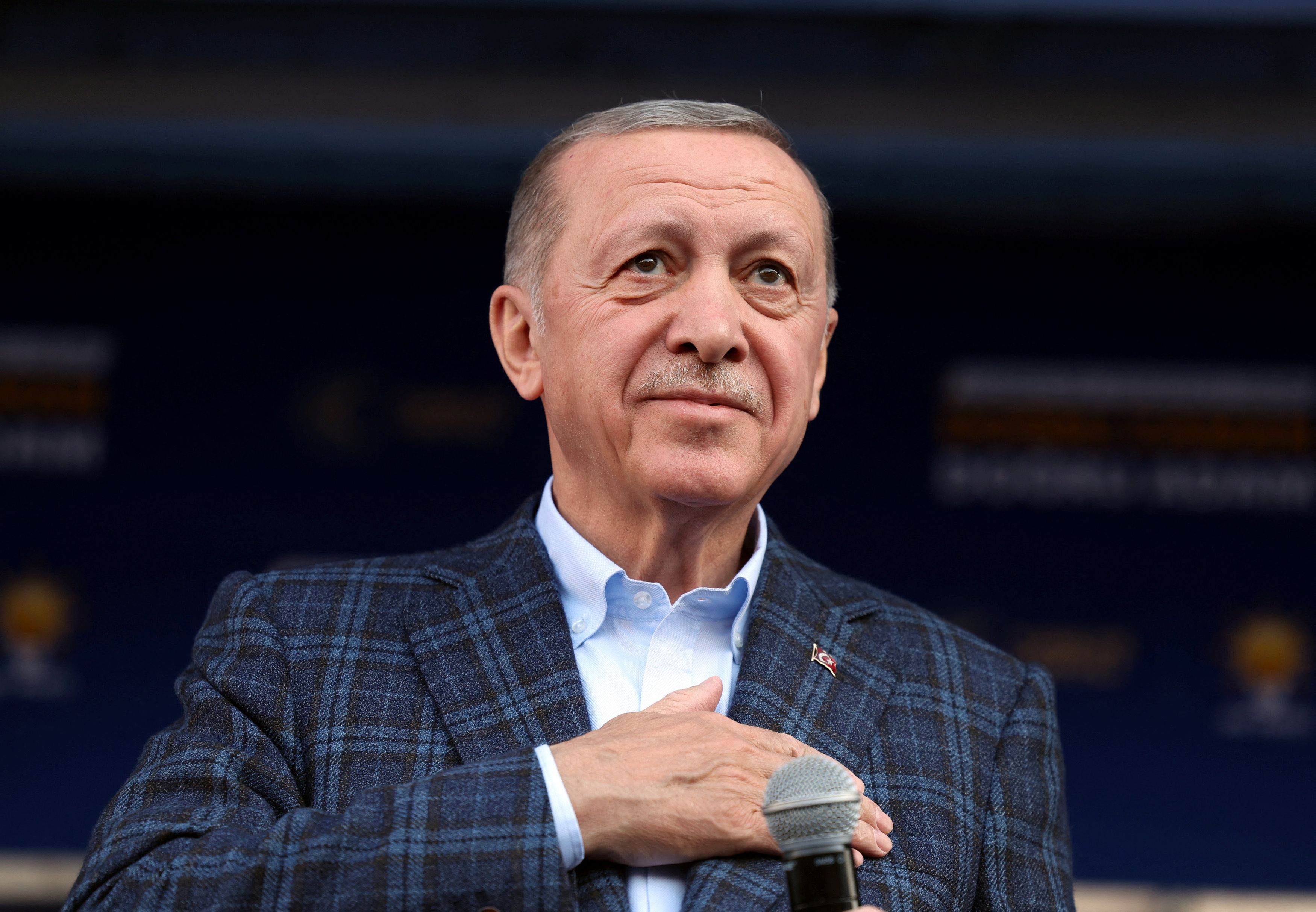 Ερντογάν: Θρίλερ με την υγεία του - Αναβολή στα εγκαίνια του Ακούγιου