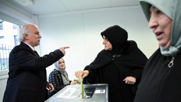 Εκλογές στην Τουρκία: Οι ψήφοι από το εξωτερικό μπορεί να κάνουν τη διαφορά στη μάχη Ερντογάν και Κιλιτσντάρογλου