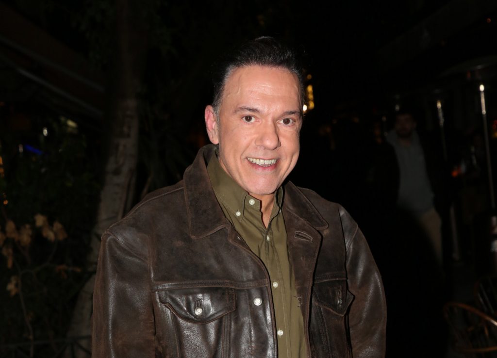 Ποσειδώνας Γιαννόπουλος: «Βρέθηκα ξαφνικά να κάνω χημειοθεραπείες και να “παντρεύομαι” τον αξονικό τομογράφο»