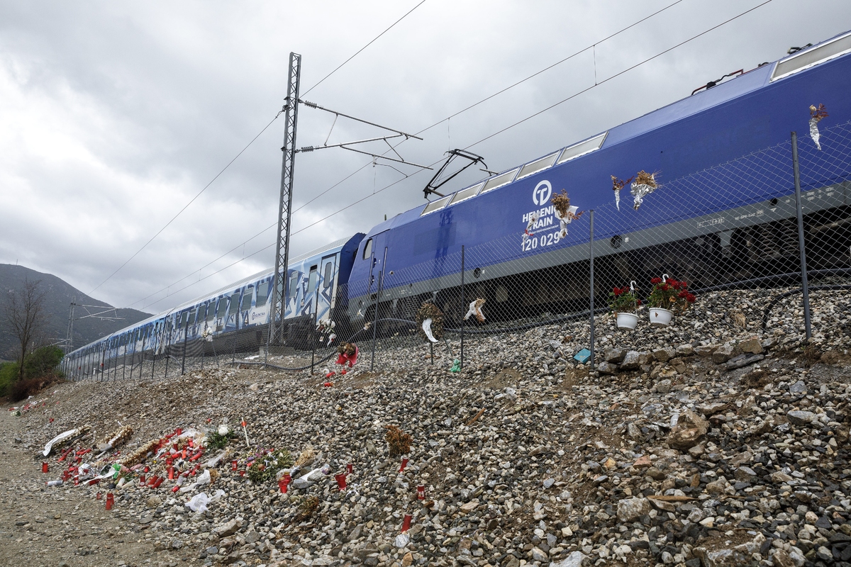 Τέμπη: Ολοκληρώθηκε η έρευνα της ΡΑΣ για το δυστύχημα -  Καλούνται σε ακρόαση ΟΣΕ και Hellenic Train