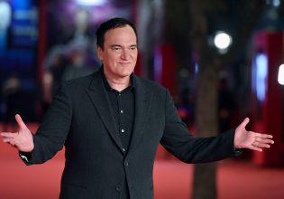 Ο Ταραντίνο αποκαλύπτει γιατί δεν του αρέσουν οι σκηνές σεξ στις ταινίες του – «Είναι πόνος…»