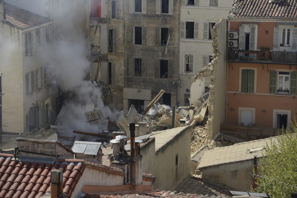 Κατάρρευση πολυκατοικίας στη Μασσαλία: Βρέθηκε τέταρτος νεκρός στα συντρίμμια