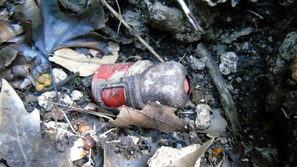 Αποκάλυψη in: Βρέθηκαν 4 χειροβομβίδες κοντά σε κατοικημένη περιοχή στο Μαρούσι