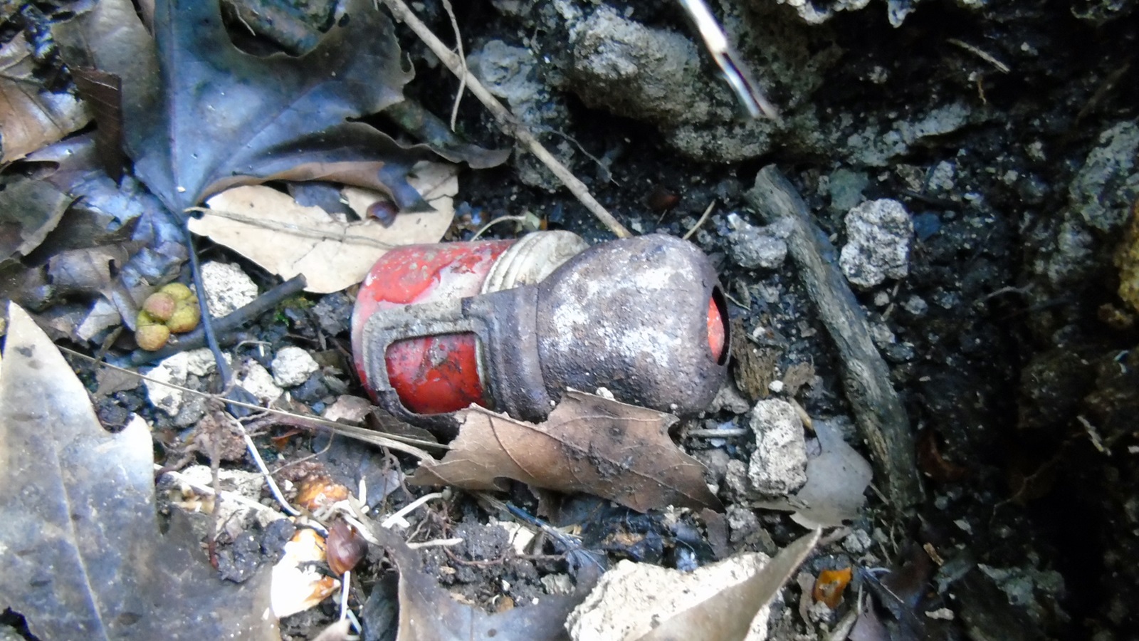 Αποκάλυψη in: Βρέθηκαν 4 χειροβομβίδες κοντά σε κατοικημένη περιοχή στο Μαρούσι