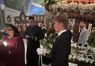 Οι γιοι του Παύλου Γλύξμπουργκ κράτησαν τον Επιτάφιο στα Χάμπτονς