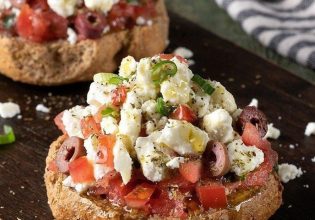 Ντάκος, η καλύτερη σαλάτα του κόσμου – Έξι ελληνικές σαλάτες στη λίστα με τις 50 κορυφαίες