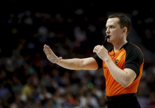 Χαμός με τους διαιτητές του Ολυμπιακός – Μπασκόνια: Γιατί «φωνάζουν» οι Βάσκοι