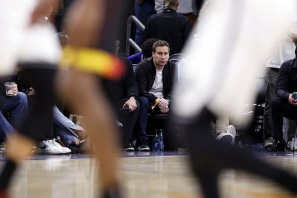 Σοκ: Πρόεδρος κατηγορείται για ρατσιστικές, σεξουαλικές επιθέσεις και χρήση ναρκωτικών