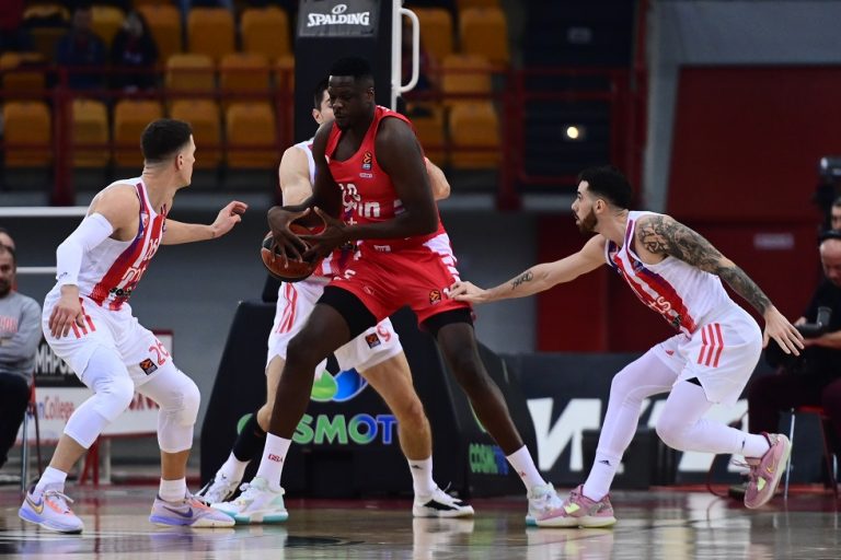 LIVE: Ερυθρός Αστέρας – Ολυμπιακός