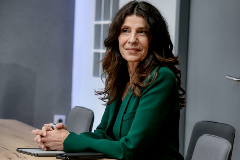 Τσαπανίδου: Στο κοινοβούλιο περιμέναμε τον κ. Μητσοτάκη, σε τηλεοπτικό μαγκαζίνο τον είδαμε