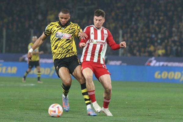 ΑΕΚ: Στη διάθεση του Αλμέιδα ο Μουκουντί