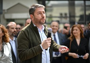 Το «ποπ ΠΑΣΟΚ» στην μάχη για τη νέα γενιά