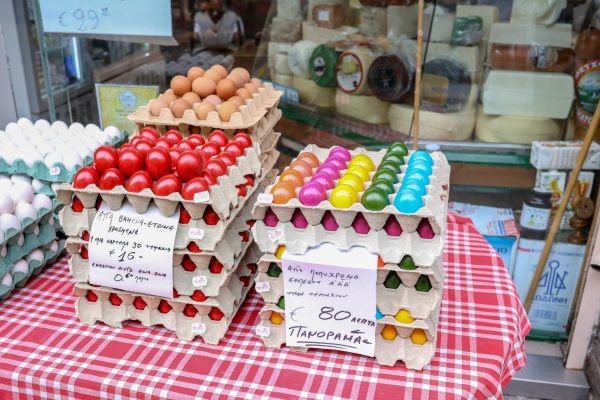 Μεγάλη Τετάρτη: Τι ώρα κλείνουν καταστήματα και σούπερ μάρκετ σήμερα 12 Απριλίου